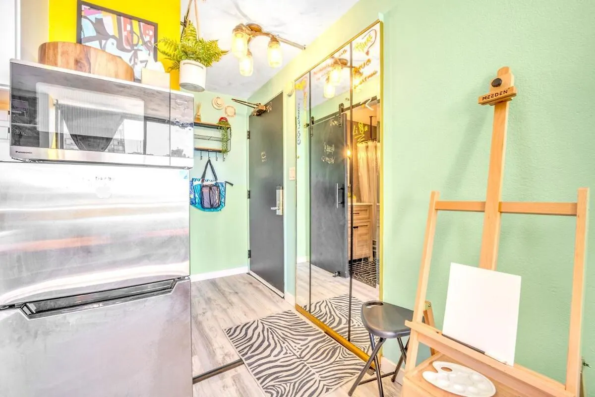Ocean View Art Inspired Loft Apartment Honolulu 0*,  United States